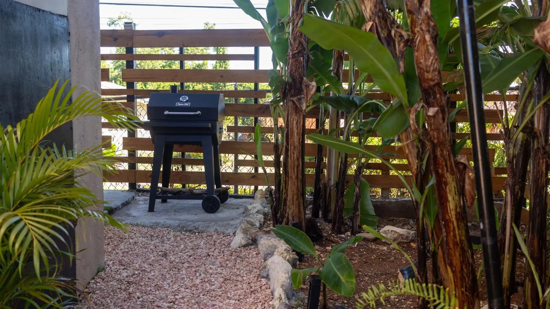Holiday home Villa On The Rocks Fast Wi-Fi 5 Mins To Beach Ac & 55 Tv In All Rooms Florence Hall
