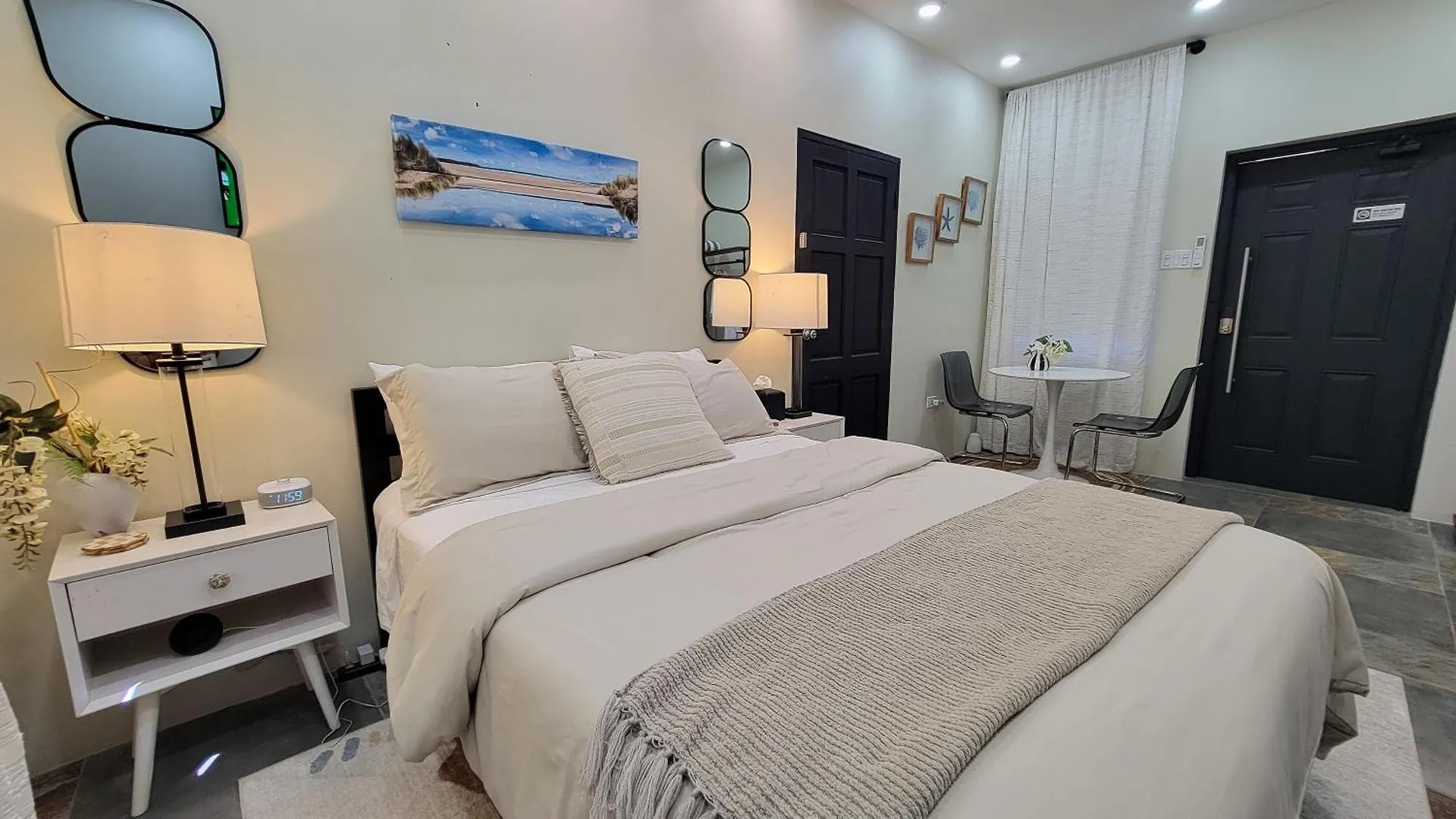 Villa On The Rocks Fast Wi-Fi 5 Mins To Beach Ac & 55 Tv In All Rooms Florence Hall