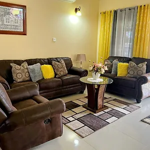 Holiday home L&v Paradise Vacation With Pool And Gym, Florence Hall